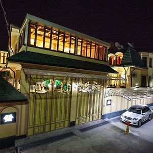 Twins Hotel